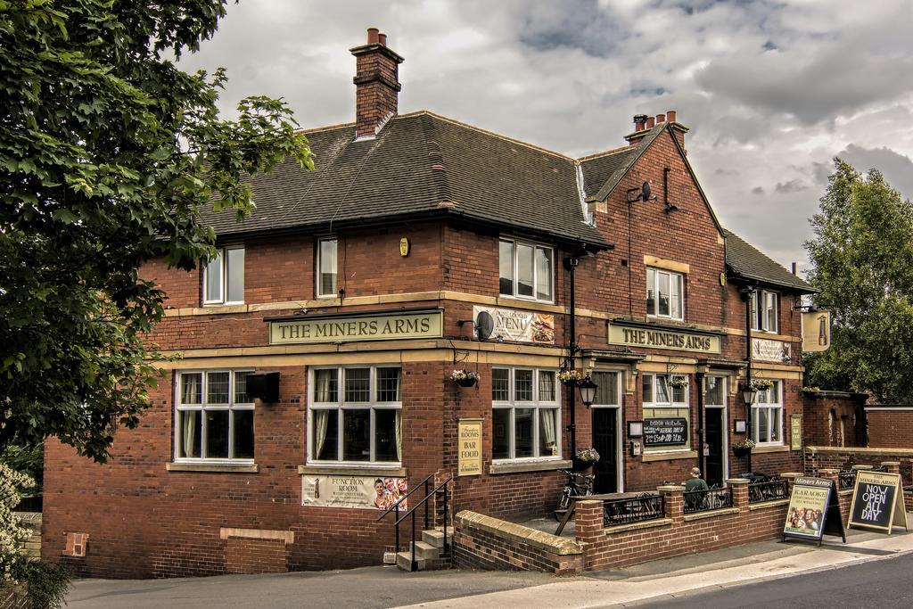 Hotel The Miners Arms Leeds  Zewnętrze zdjęcie